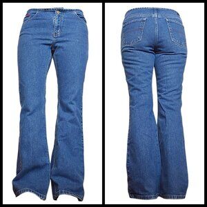 Y2K Tommy‎ Hilfiger Low Rise Flare Jeans Sz 7 Inseam 31 Preppy W Logo Front Back